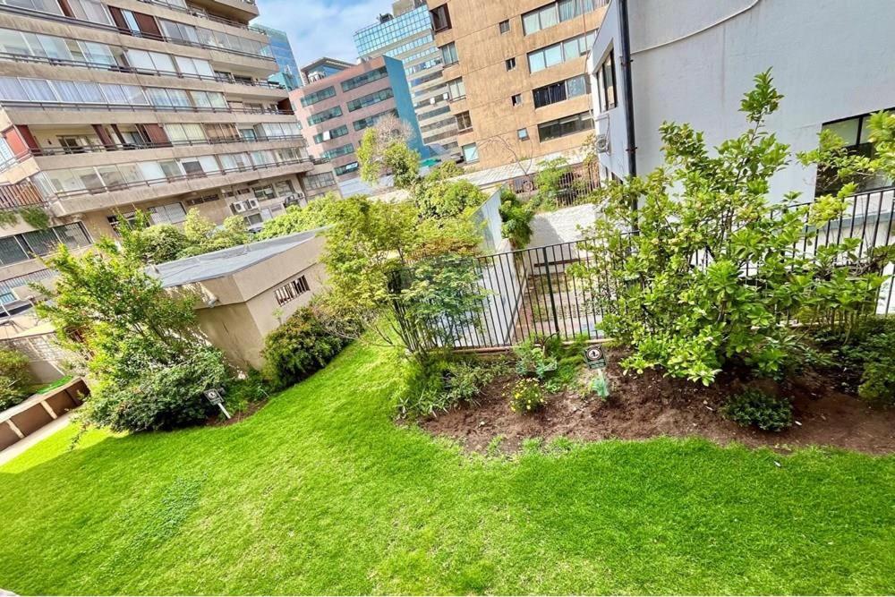 Abanico Metro El Golf Apartamento Santiago